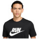 Nike Ανδρική κοντομάνικη μπλούζα Dri-Fit Swoosh Run Tee Nike Ανδρική κοντομάνικη μπλούζα Dri-Fit Swoosh Run Tee